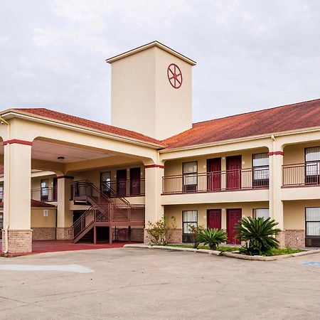 פורט אלן Oyo Hotel Lsu מראה חיצוני תמונה