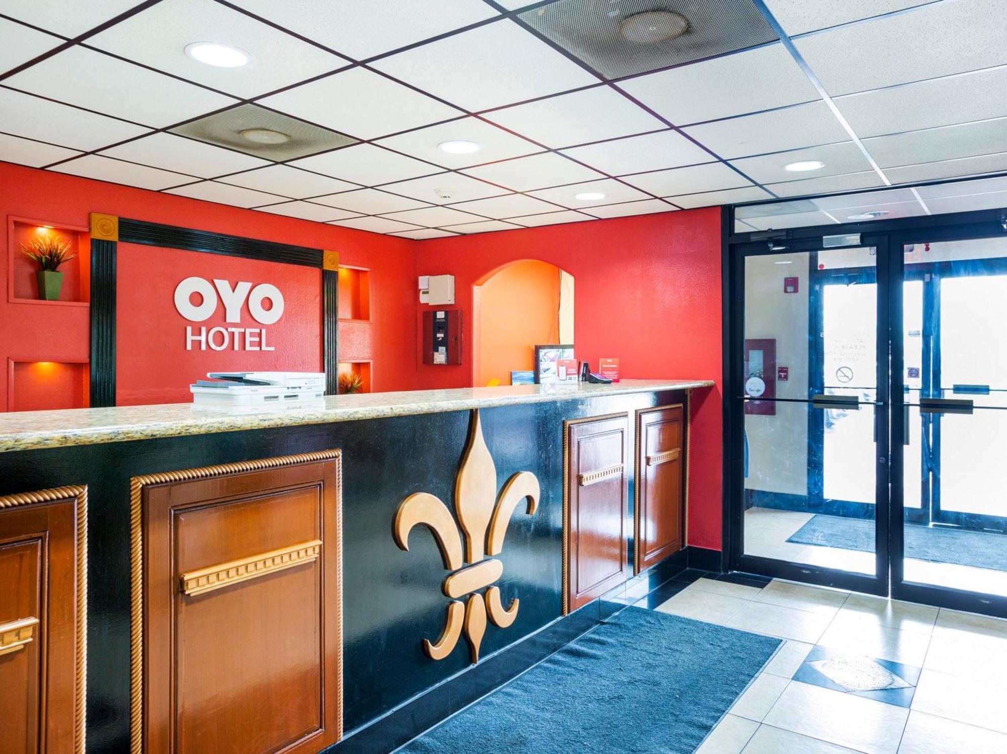 פורט אלן Oyo Hotel Lsu מראה חיצוני תמונה